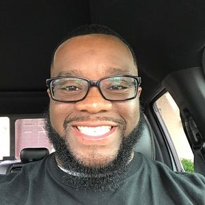 Meet your Posher, Clifton